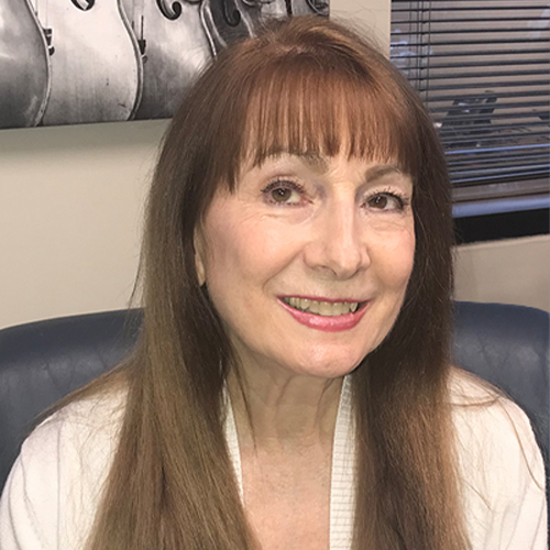 Loan Officer: Cynthia Morris Headshot Photo