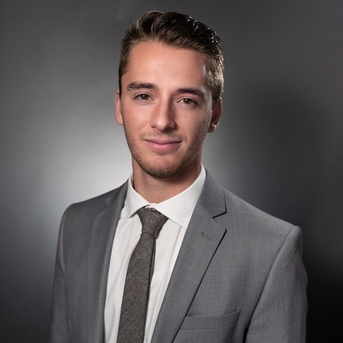 Loan Officer: Dakota Roberts Headshot Photo
