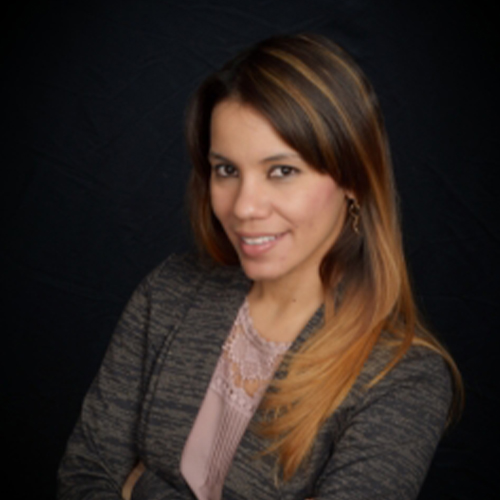 Loan Officer: Mariolys Martinez Headshot Photo